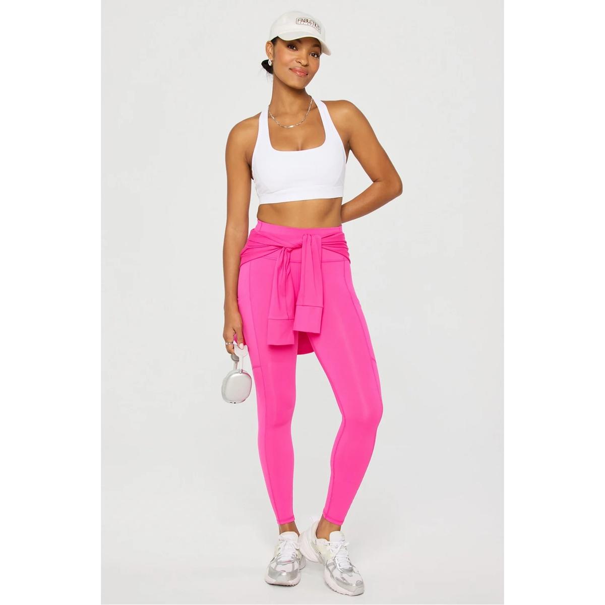 product/f/a/fabletics_ba2500543-3570_classic-white_3.jpg