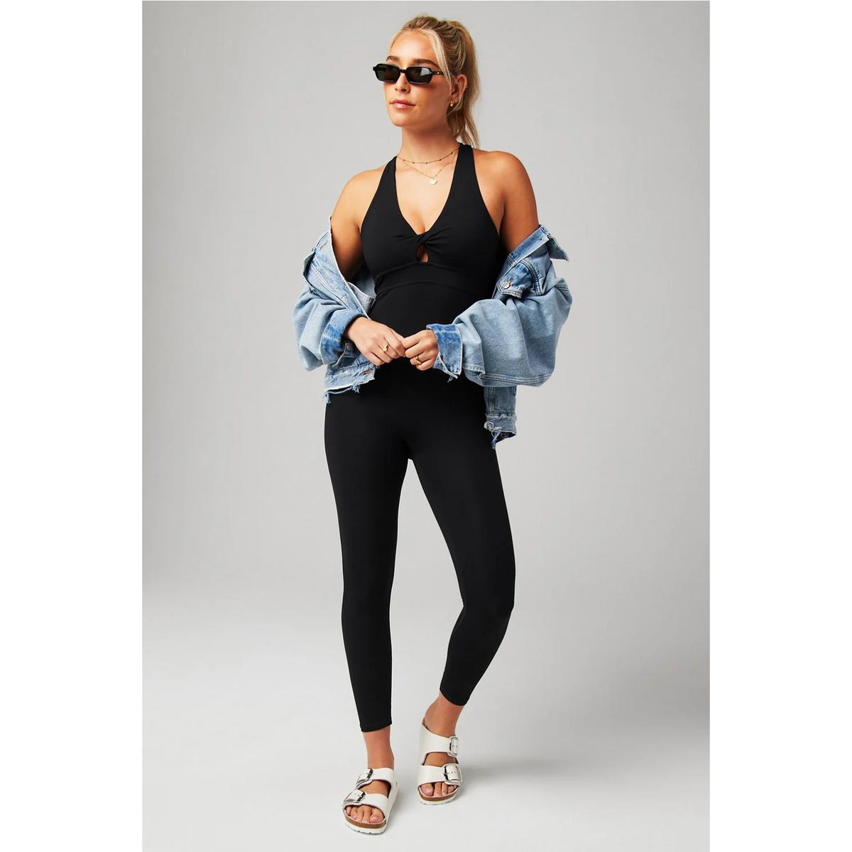product/f/a/fabletics_on2457745-0001_black_3.jpg