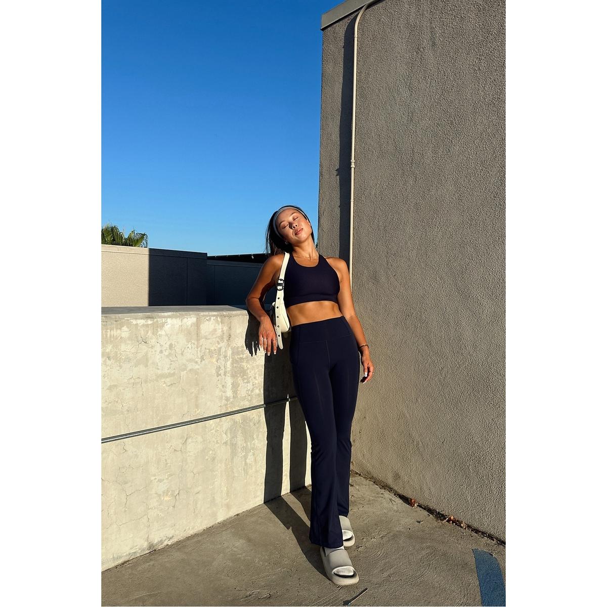 product/f/a/fabletics_pt2356293-4846_deep-navy_5.jpg