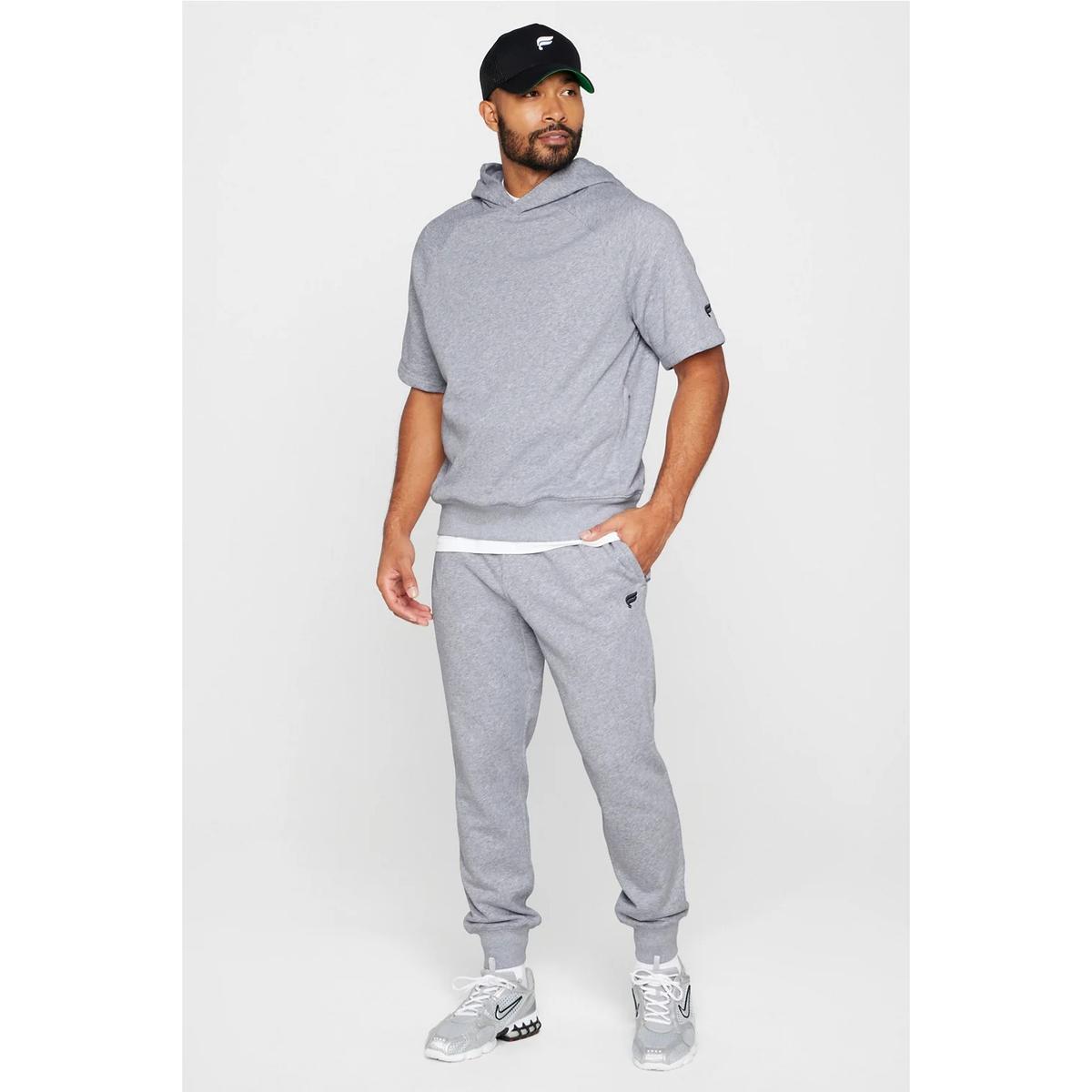 product/f/a/fabletics_pt2458220-3813_classic-grey-heather_2.jpg