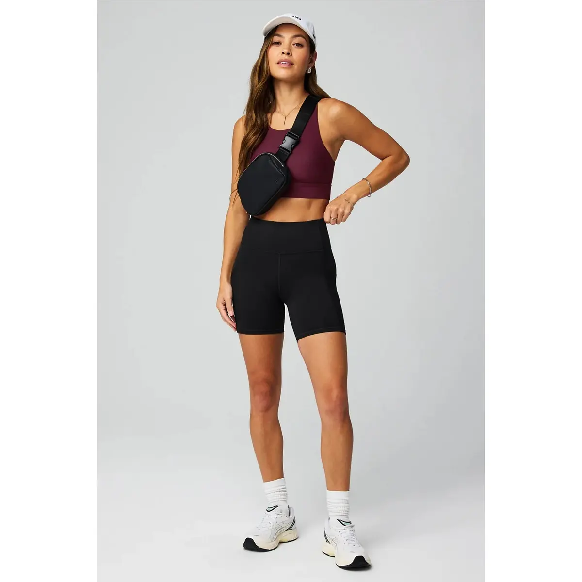 product/f/a/fabletics_so1937524-0001_black_3.jpg