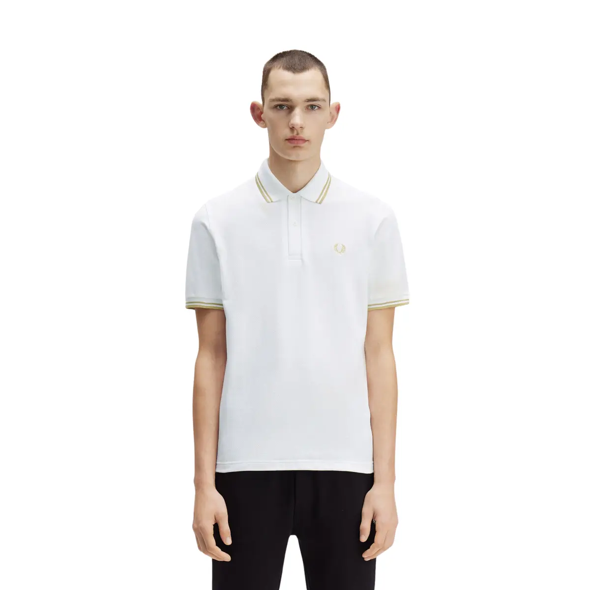product/f/r/fred-perry_fpm12-z71_blanc-champagne_1.jpg