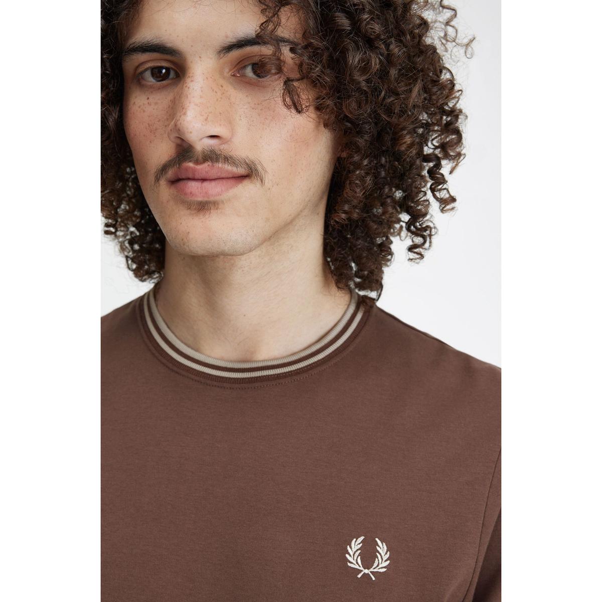 product/f/r/fred-perry_fpm1588-u85_8.jpg