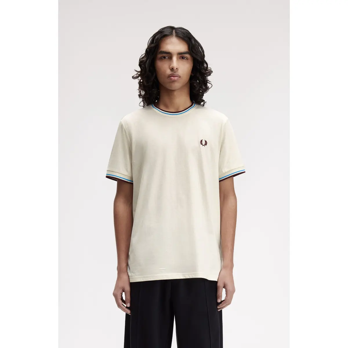 product/f/r/fred-perry_fpm1588v_z46_v2_q325_mod1_front.jpg