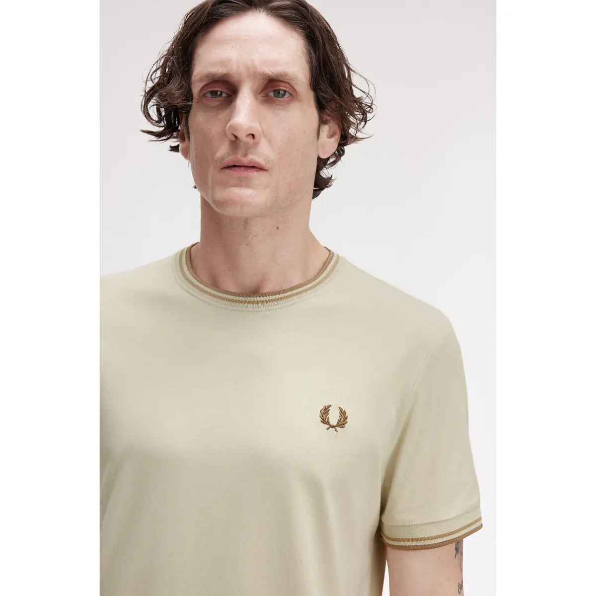 product/f/r/fred-perry_fpm1588v_z53_v2_q325_ed3.jpg