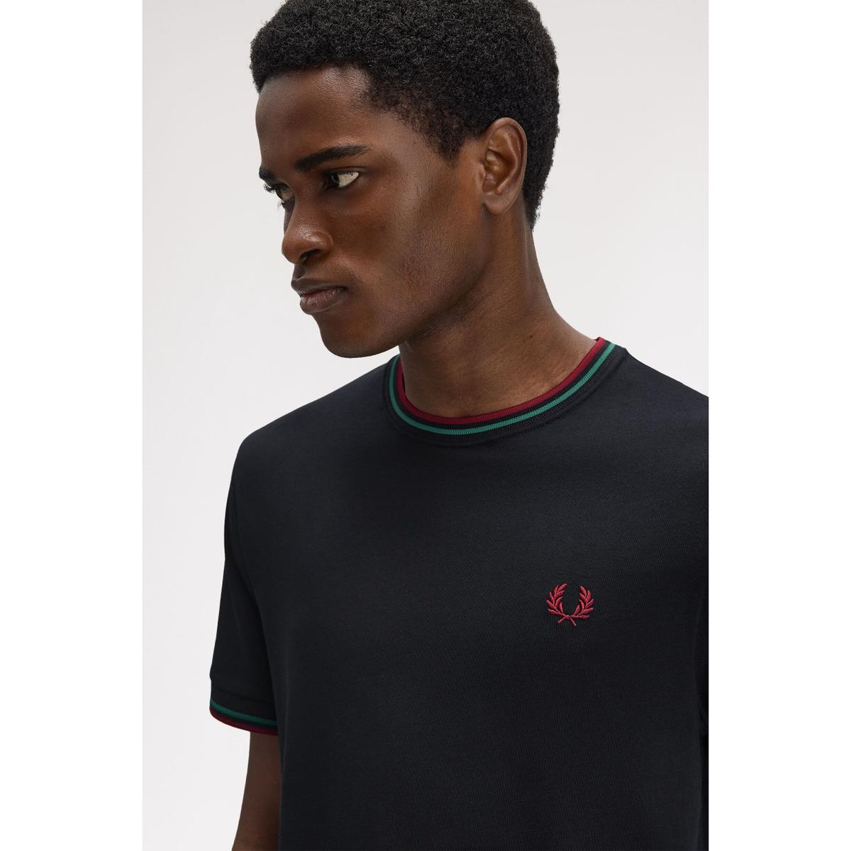 product/f/r/fred-perry_fpm1588v_z58_v2_q325_ed2.jpg