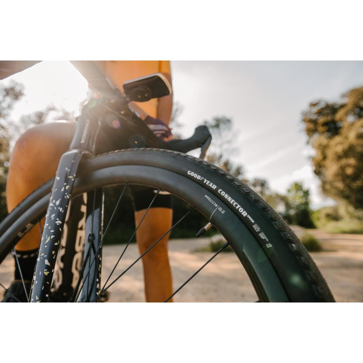 product/g/o/goodyear-gr-conn-40-spd-b-noir-2.jpg