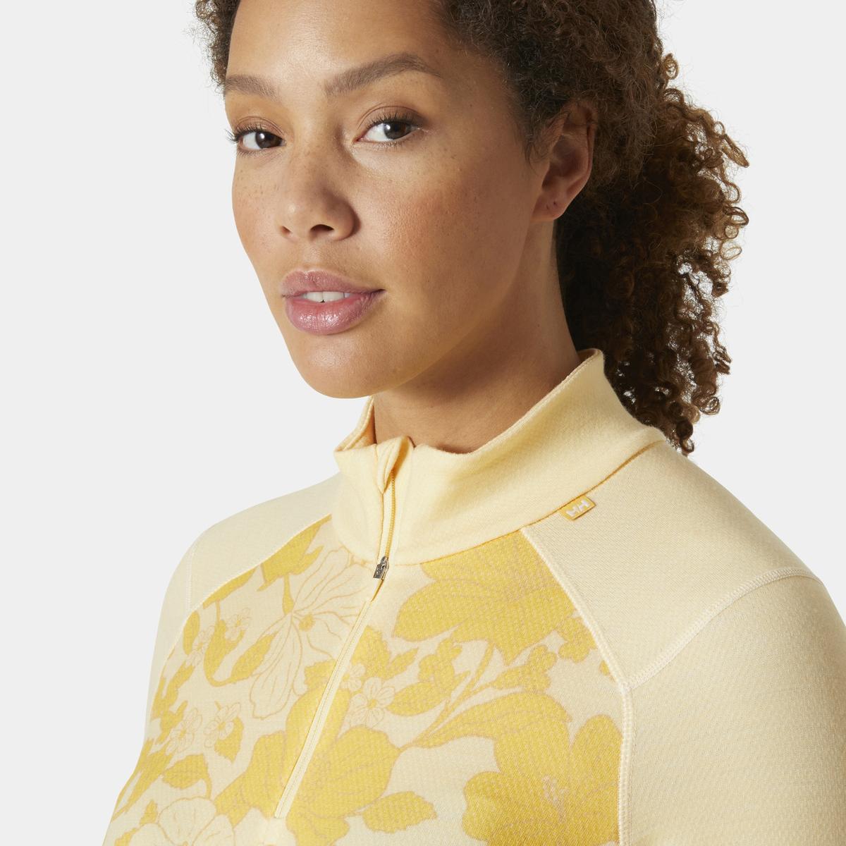 product/h/e/helly-hansen_49410-367_yellow-cream-floral-aop_3.jpg