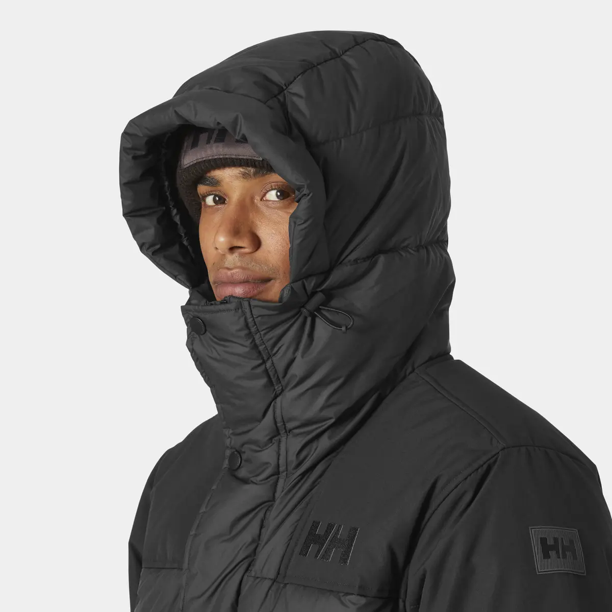 product/h/e/helly-hansen_53468-990_black_5.jpg