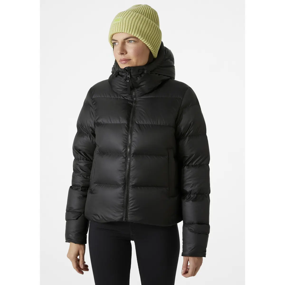 product/h/e/helly-hansen_53818-990_1-nw0224.jpg
