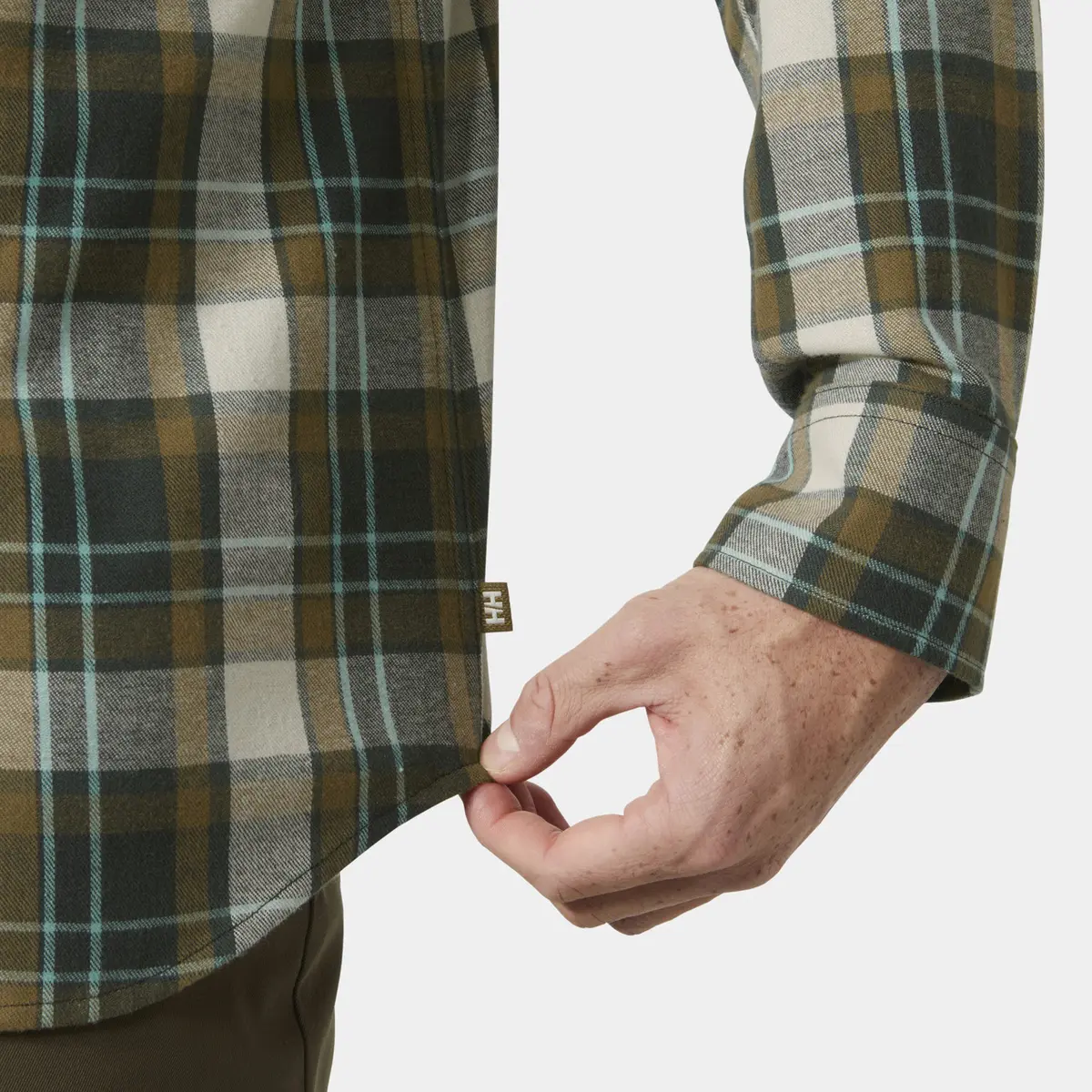 product/h/e/helly-hansen_62731-418_dark-jungle-fjell-plaid_4.jpg