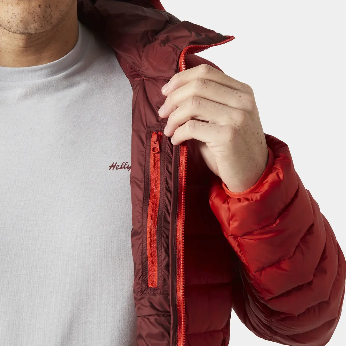 product/h/e/helly-hansen_63358-222_alert-red_6.jpg