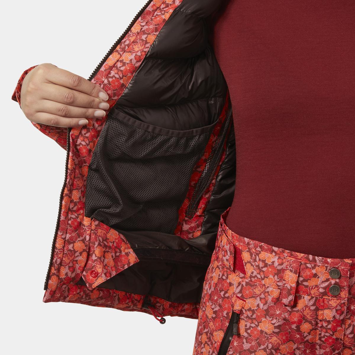 product/h/e/helly-hansen_66086-162_red-floral-aop-small_5.jpg