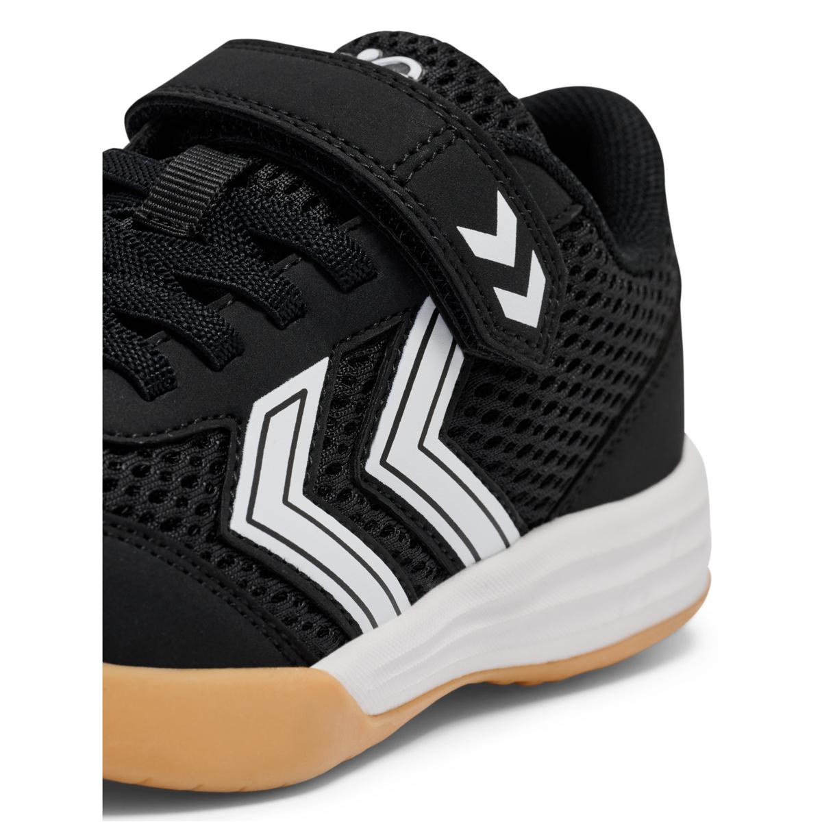 product/h/u/hummel_224853-2114_black-white_3.jpg