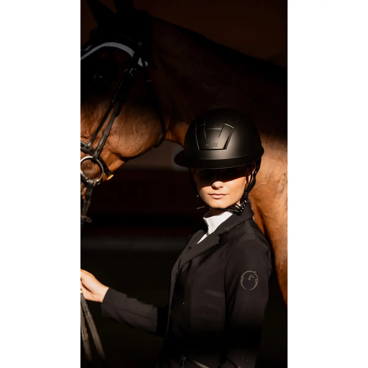 product/k/a/kask-equestrian_hhe0a037-432_black-shadow_4.jpg