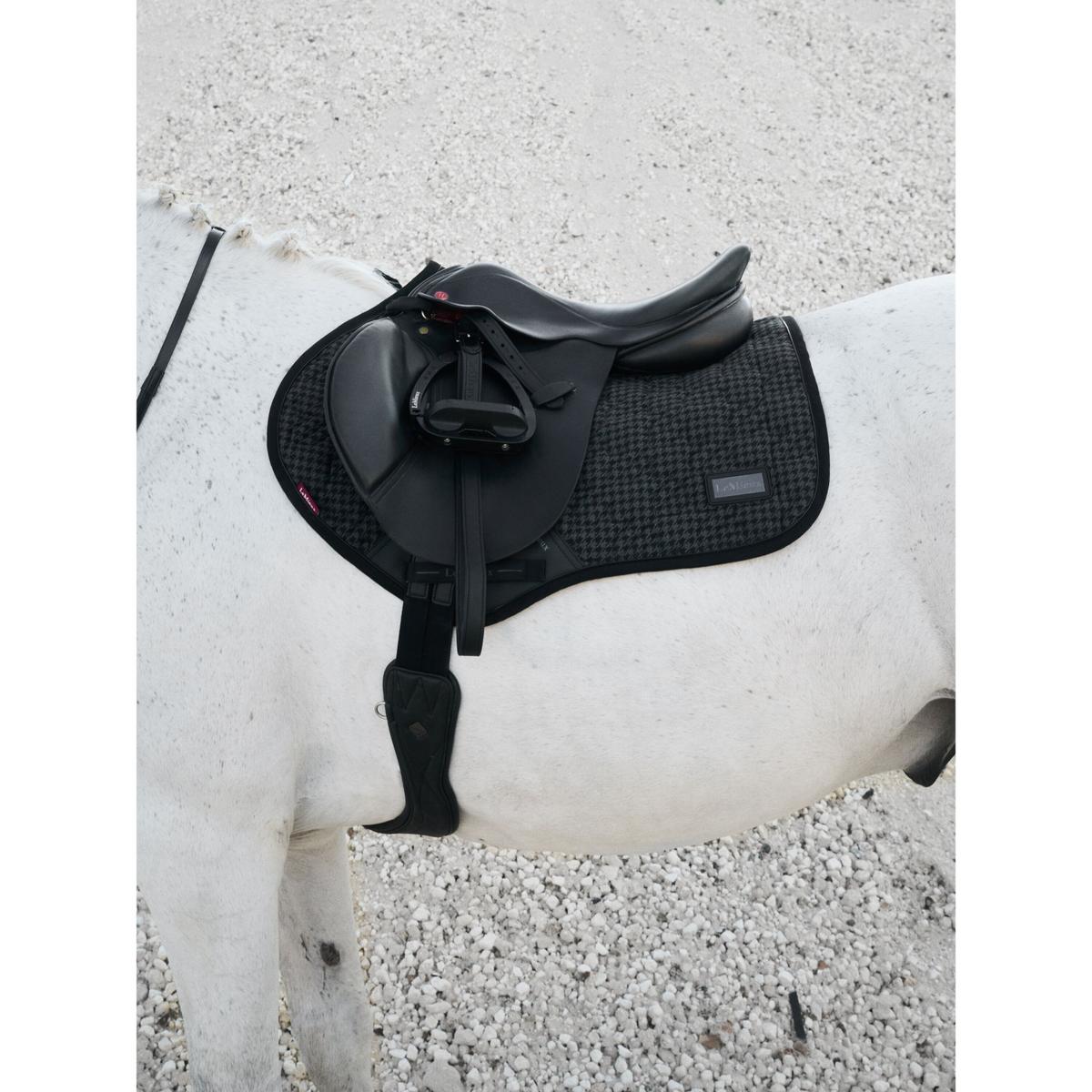 product/l/e/lemieux-it07940005-noir-1.jpg