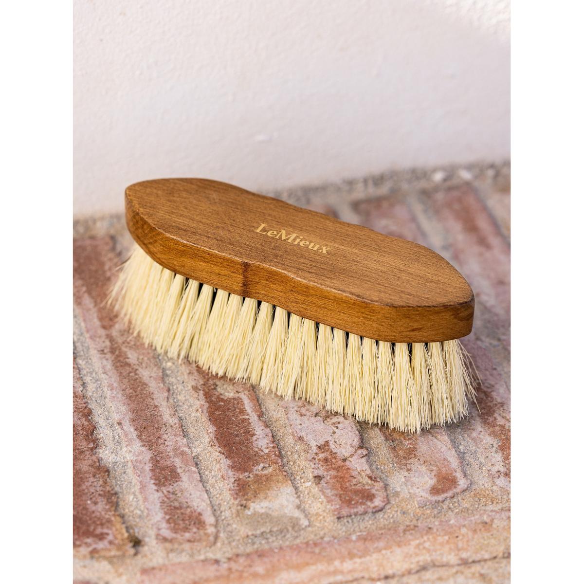 product/l/e/lemieux_it03798001_2.jpg