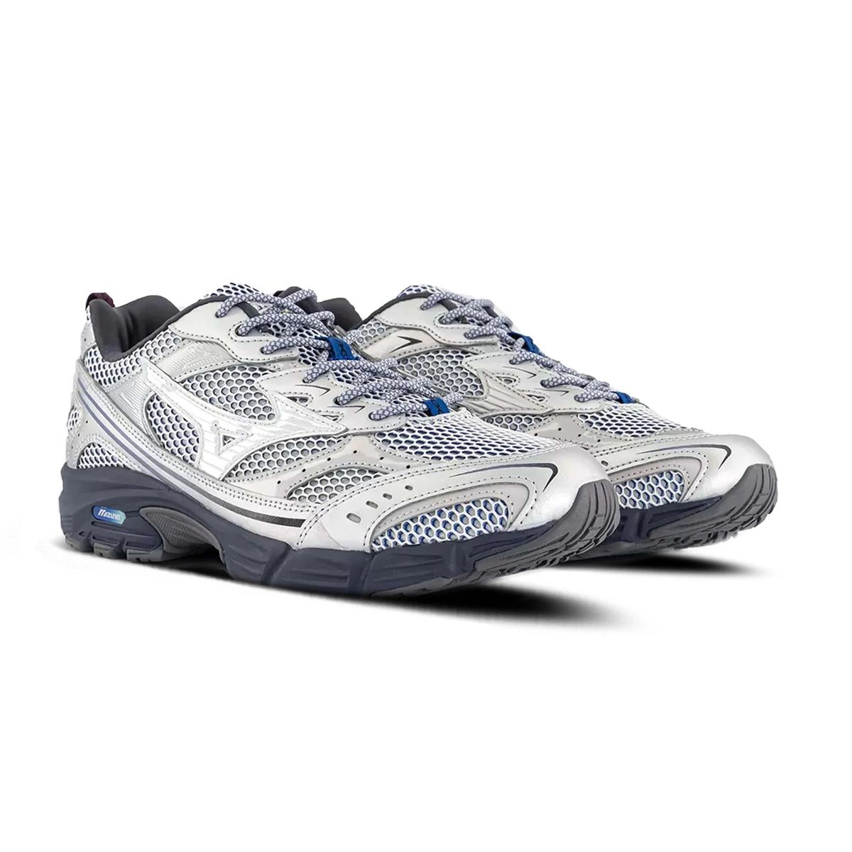 product/m/i/mizuno_d1ga255301_silver-silver-nimbuscloud_2.jpg