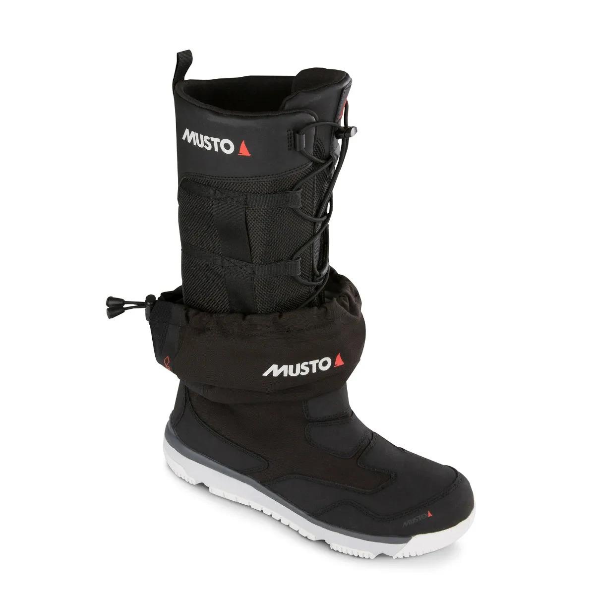 product/m/u/musto-80519-991-black-1.jpg