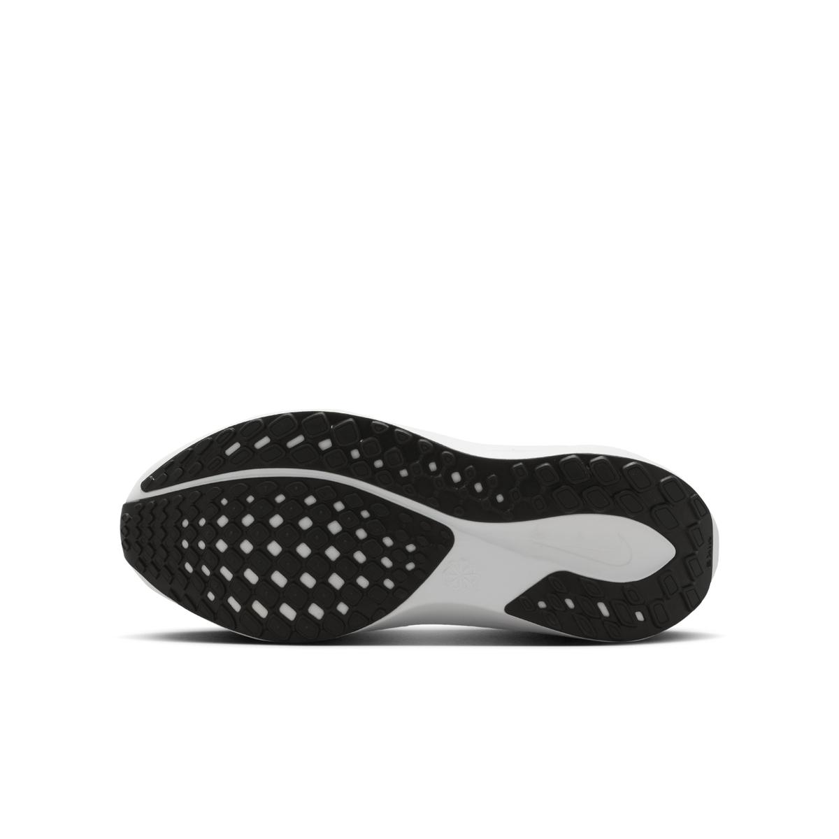product/n/i/nike-fn5041-109-white-black-blue-hero-1.jpg