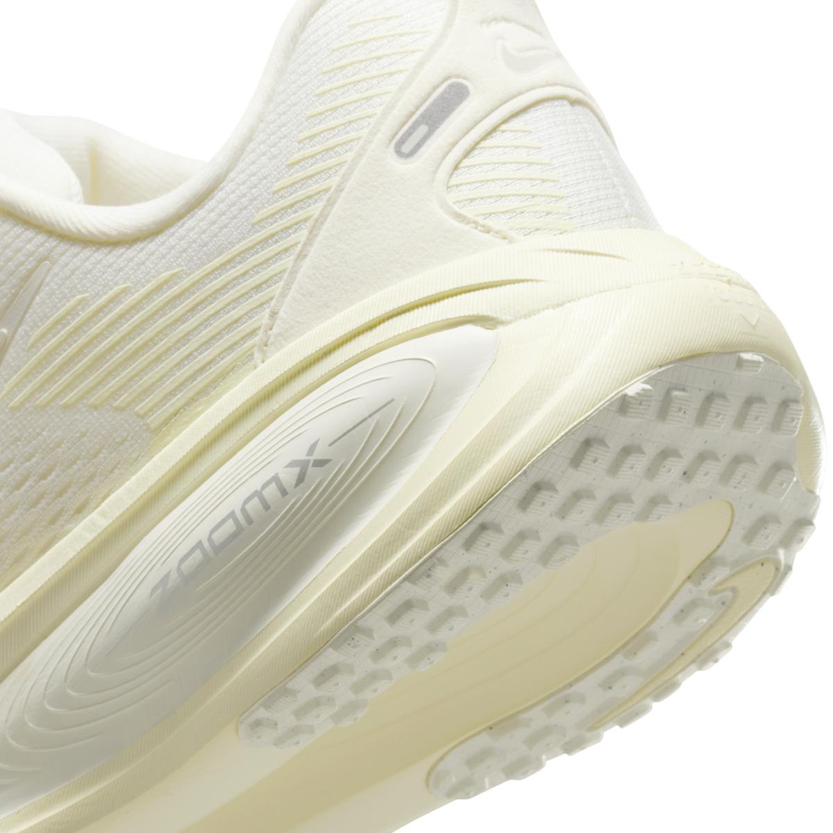 product/n/i/nike-hm6804-110-sail-summit-white-coconut-milk-white-11.jpg
