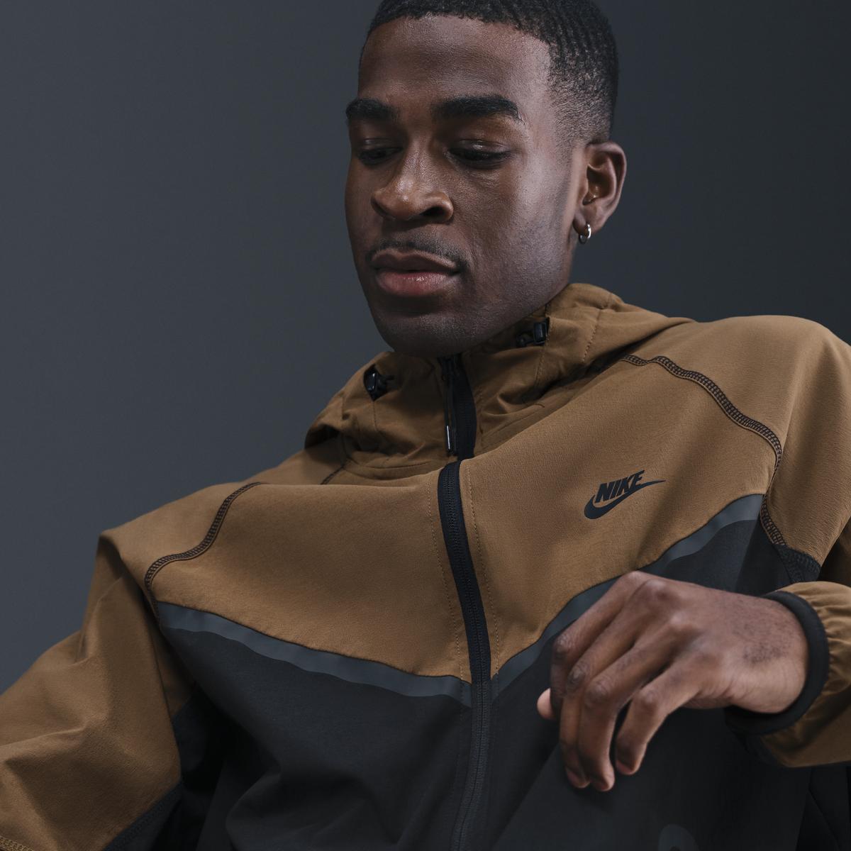 product/n/i/nike-hm7151-017-black-mosswood-brown-black-9.jpg