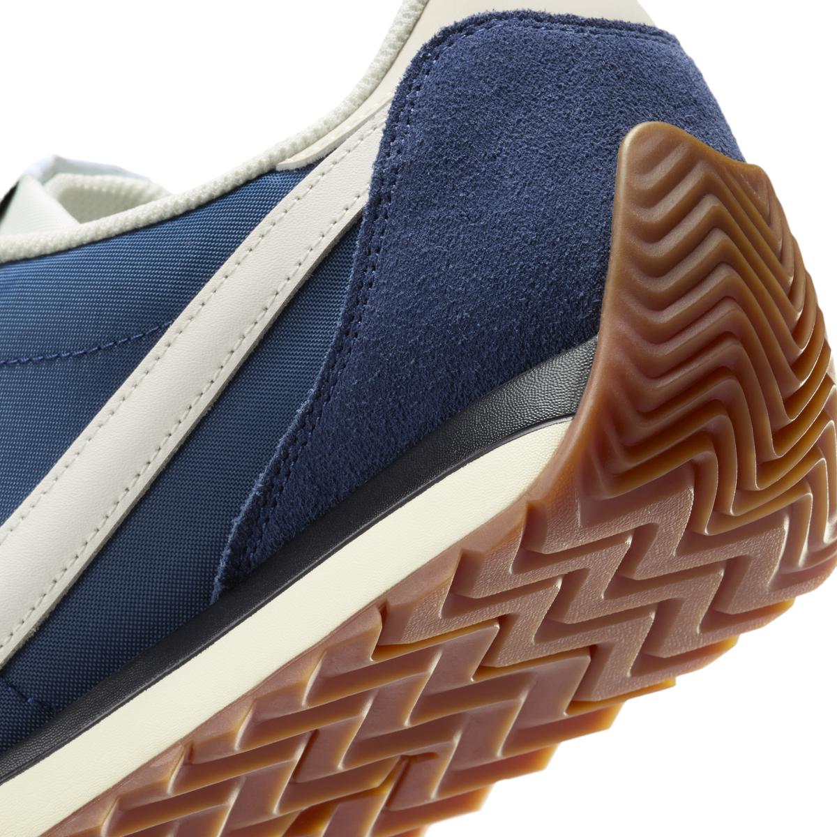 product/n/i/nike-hq2052-401-midnight-navy-pale-ivory-gum-med-brown-10.jpg