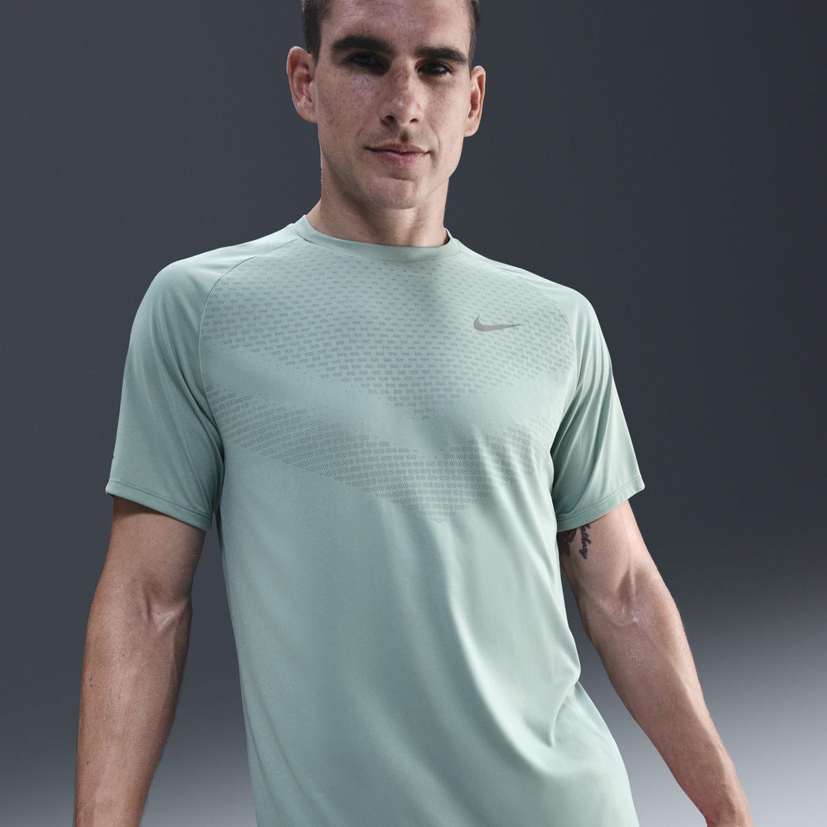 product/n/i/nike-hv5203-017-cannon-reflective-silv-8.jpg