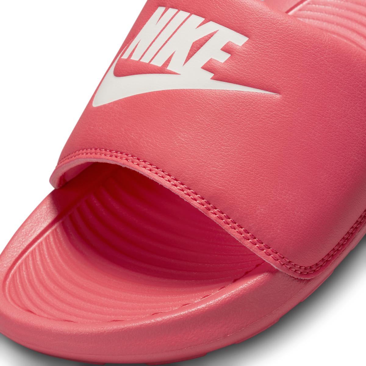 product/n/i/nike_cn9677-802_h_prem.jpg