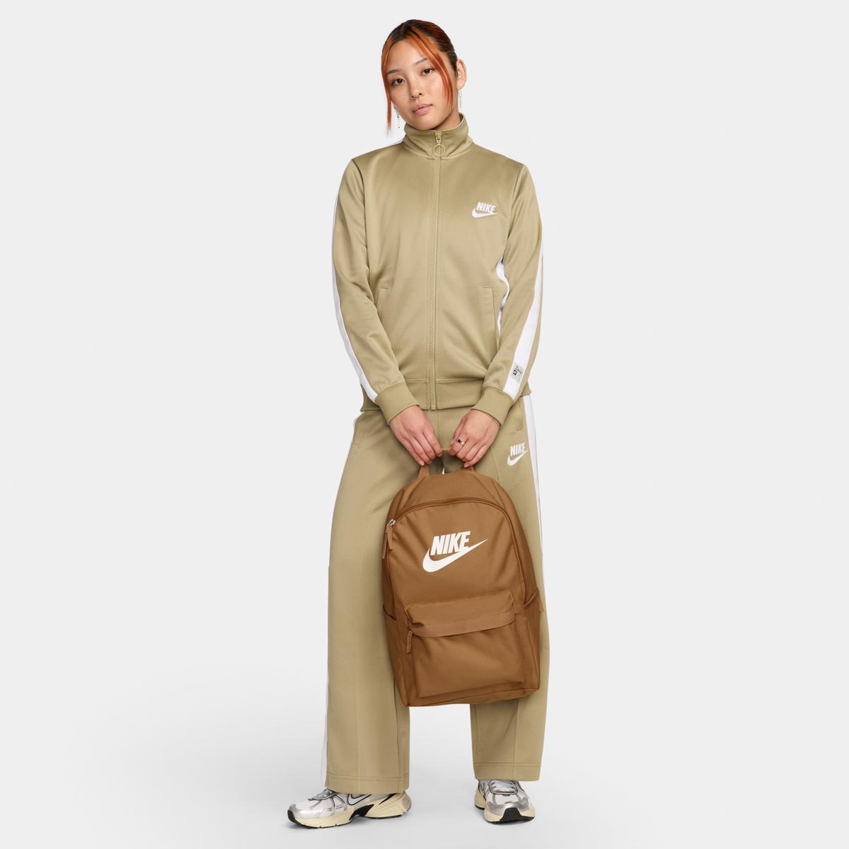 product/n/i/nike_dc4244-224-phsym002_082824.jpg