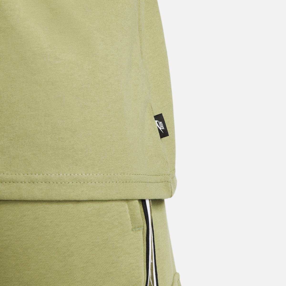 product/n/i/nike_dr7929-334-phsym002.jpg