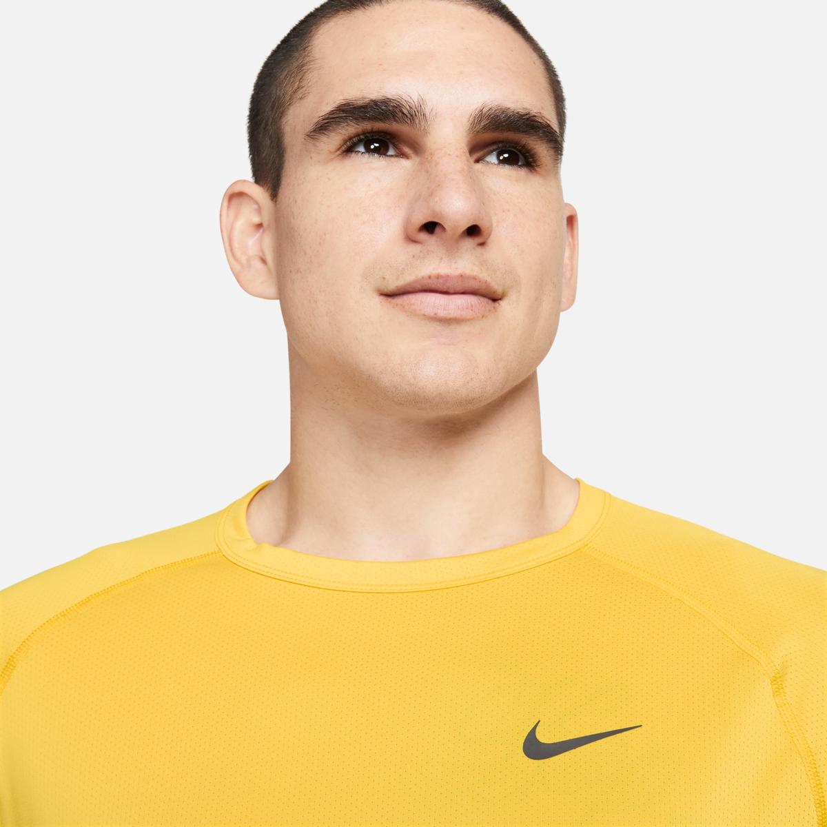 product/n/i/nike_dv9815-709-phsym001.jpg