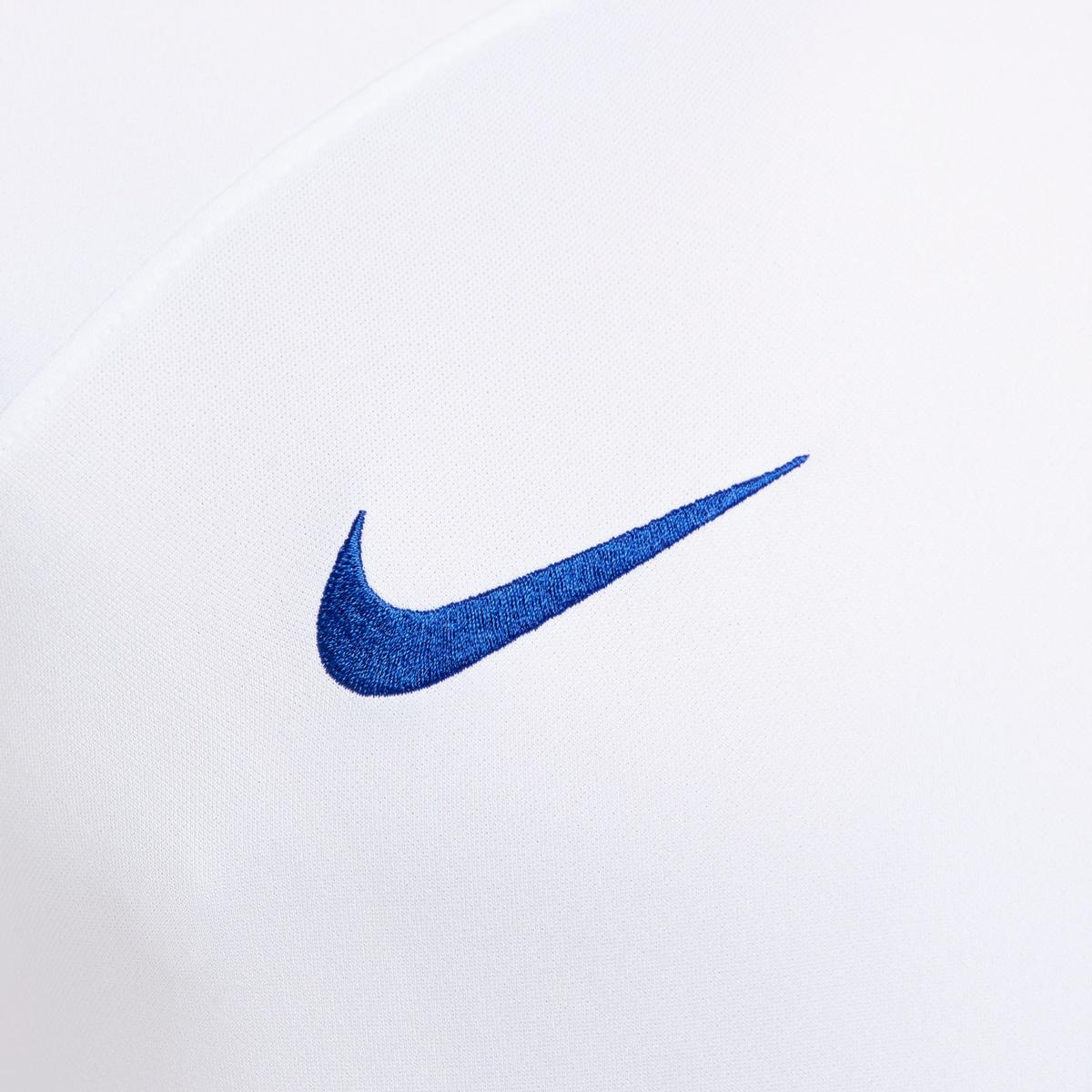 product/n/i/nike_dz1331-101_white_4.jpg