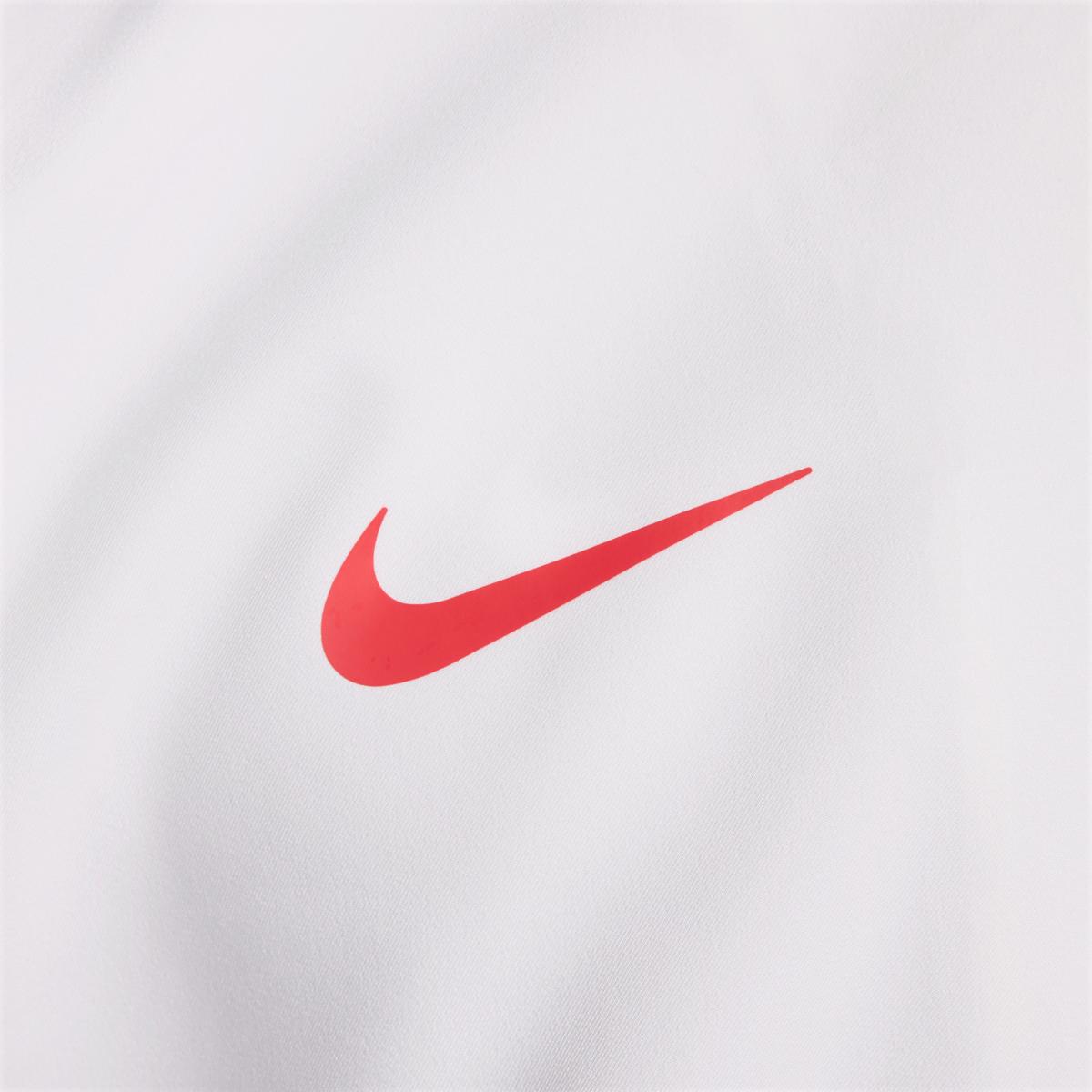 product/n/i/nike_fn9799-100-phsym002.jpg