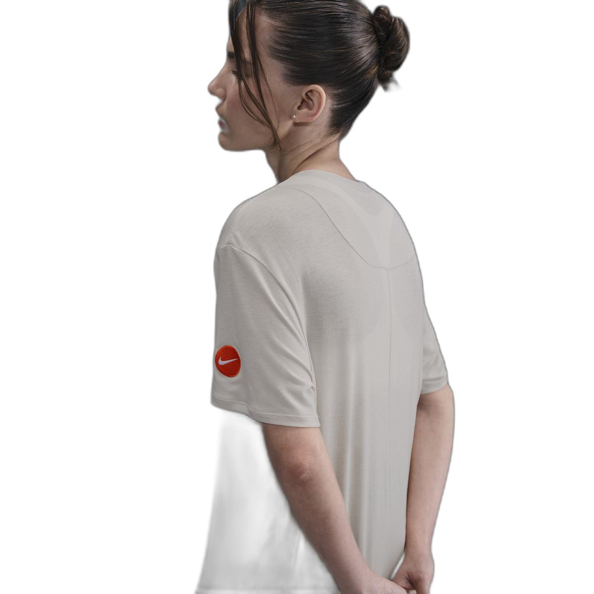 product/n/i/nike_hj4120-106_lt-orewood-brn-safety-orange-white_2.jpg