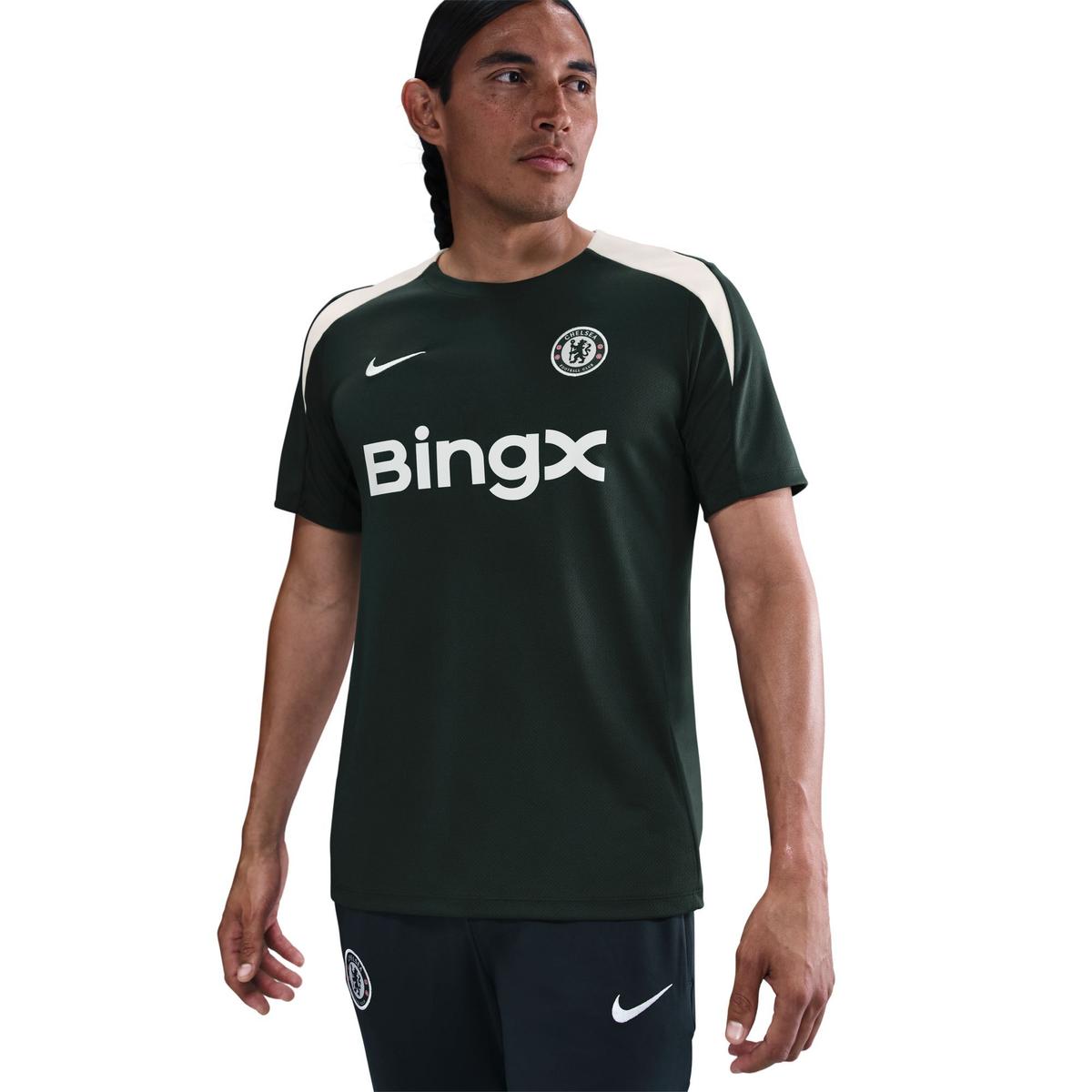 Chelsea training top Strike 2025/26 | Foot-Store