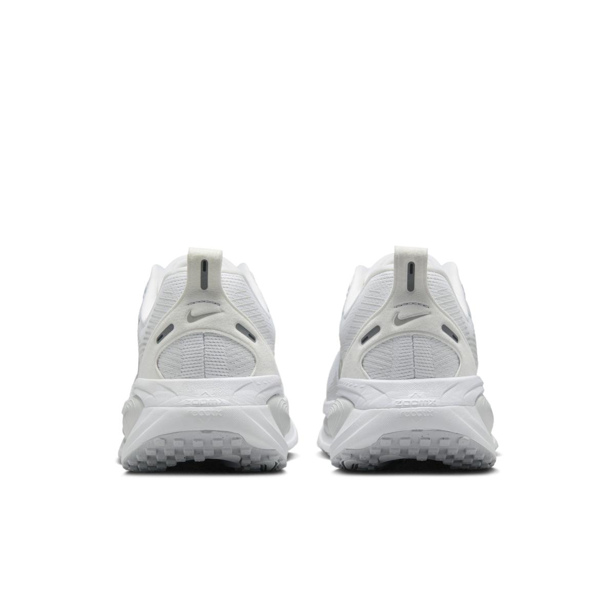 product/n/i/nike_hm6804-104_white-metallic-silver-photon-dust_11.jpg
