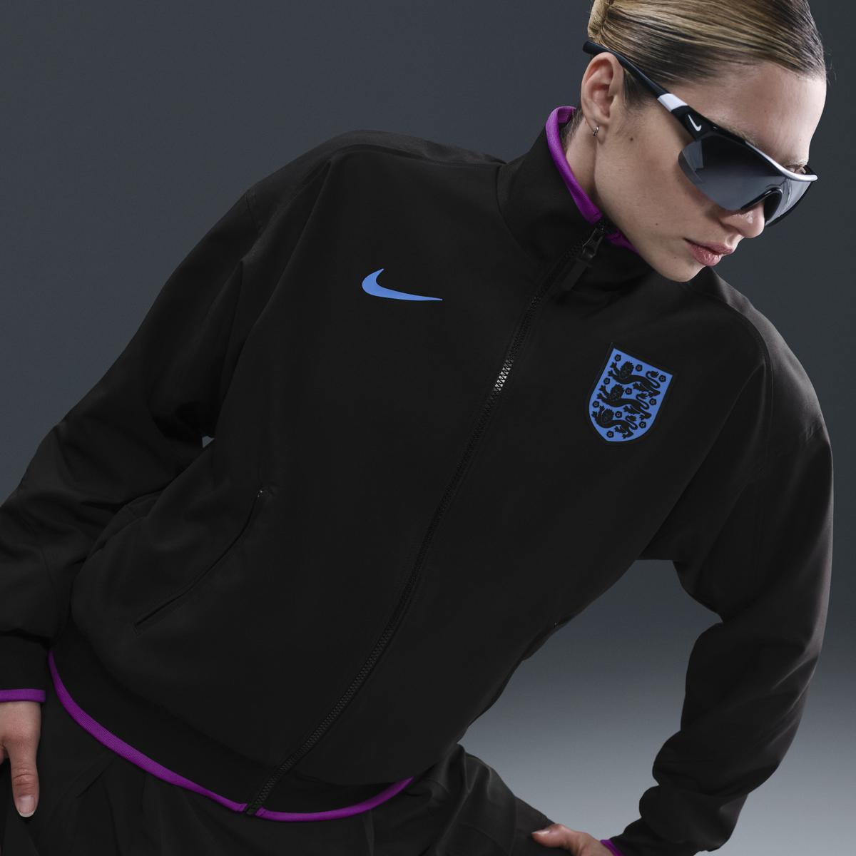 product/n/i/nike_hm9778-010_black-lt-photo-blue_9.jpg