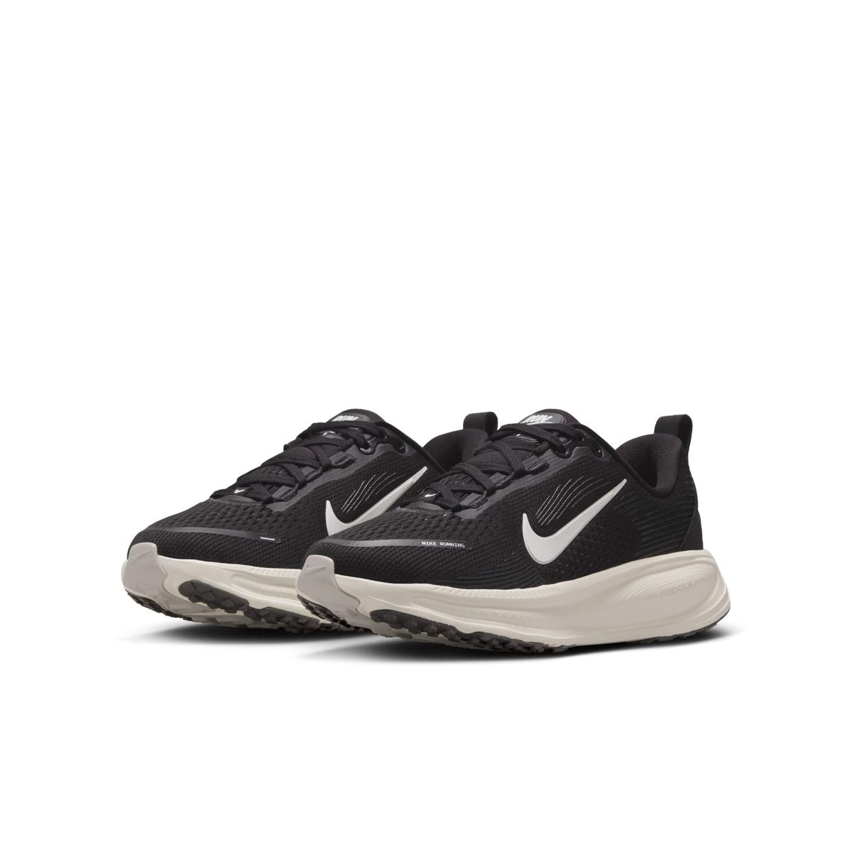 product/n/i/nike_hq2157-004_black-summit-white-coconut-milk-iron-ore_13.jpg