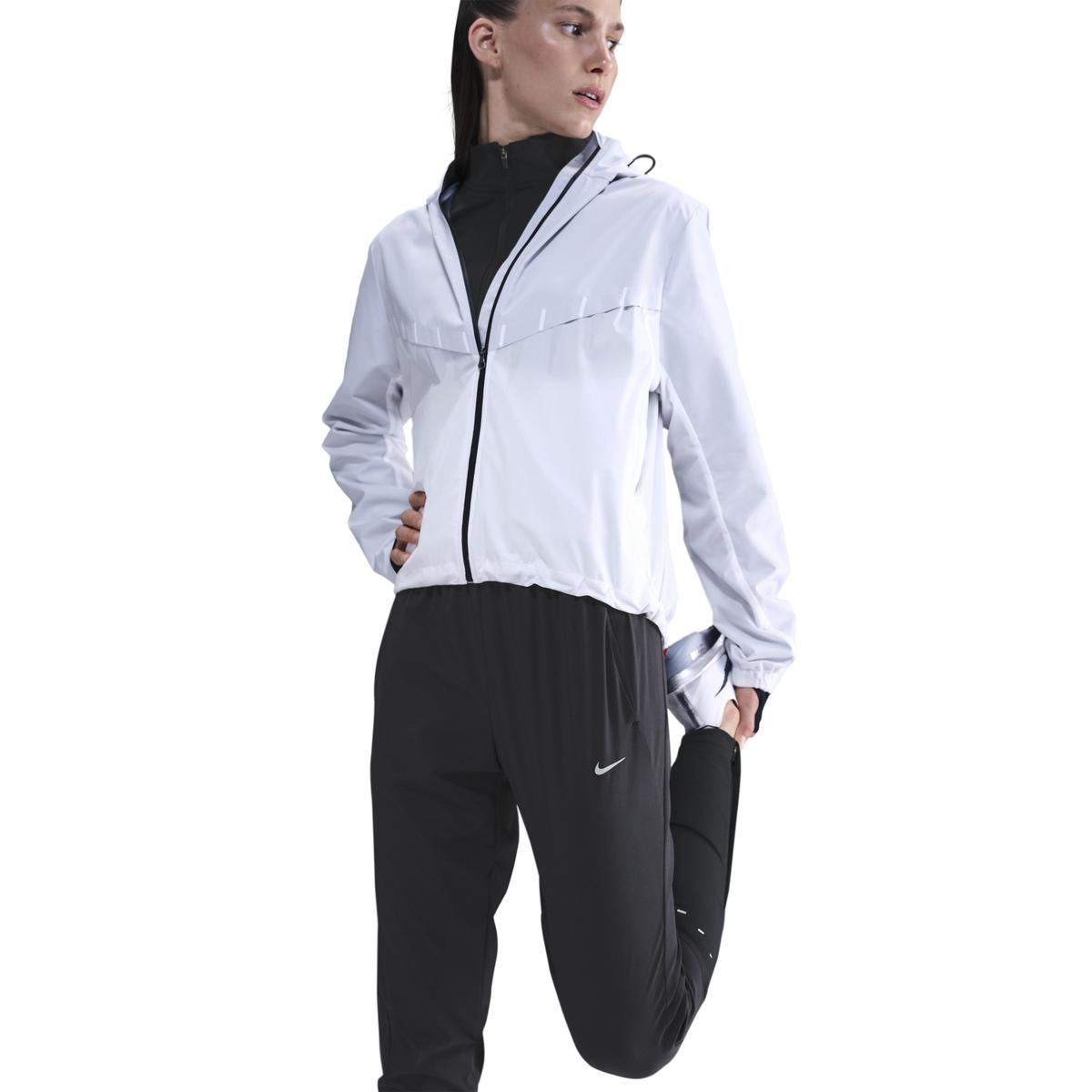 product/n/i/nike_hv6088-010_black-reflective-silv_1.jpg