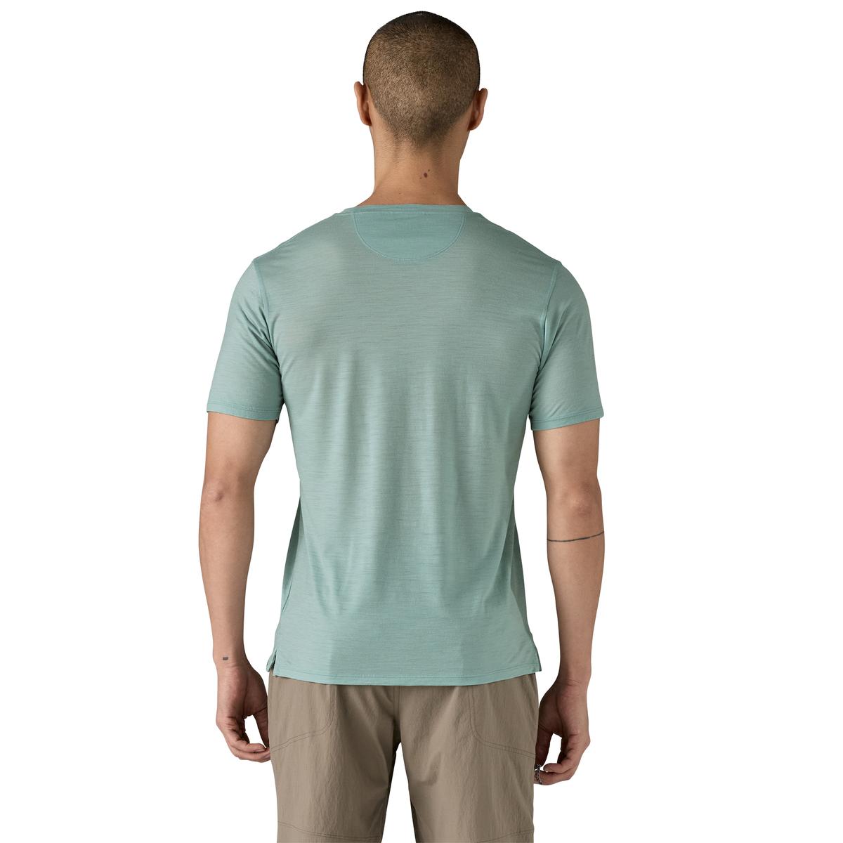 product/p/a/patagonia_44590-fztl_fitz-roy-strata-thermal-blue_2.jpg