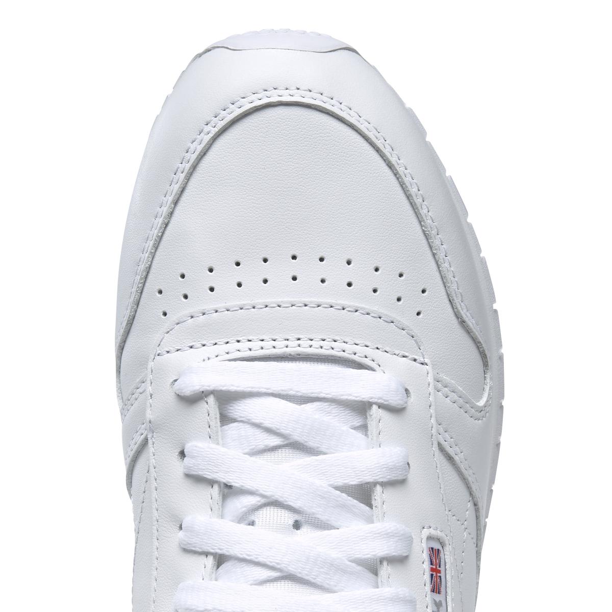 product/r/e/reebok-classics_2232_8_footwear_photography_detail_view_1_white_000.jpg