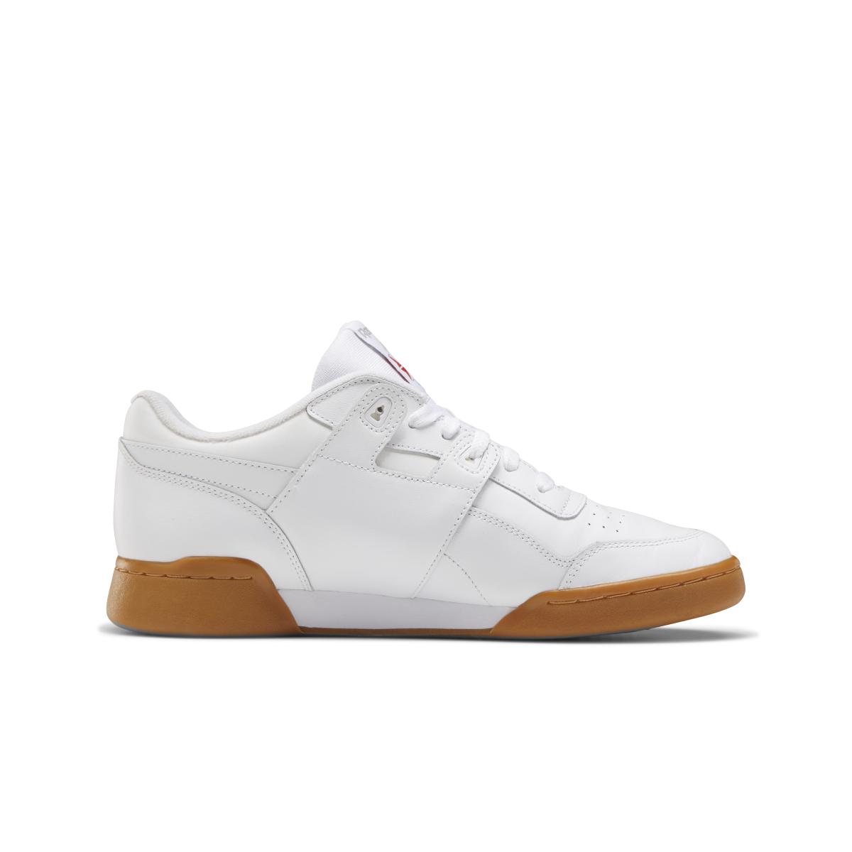 product/r/e/reebok-classics_cn2126_5_footwear_photography_side_medial_center_view_white_000.jpg