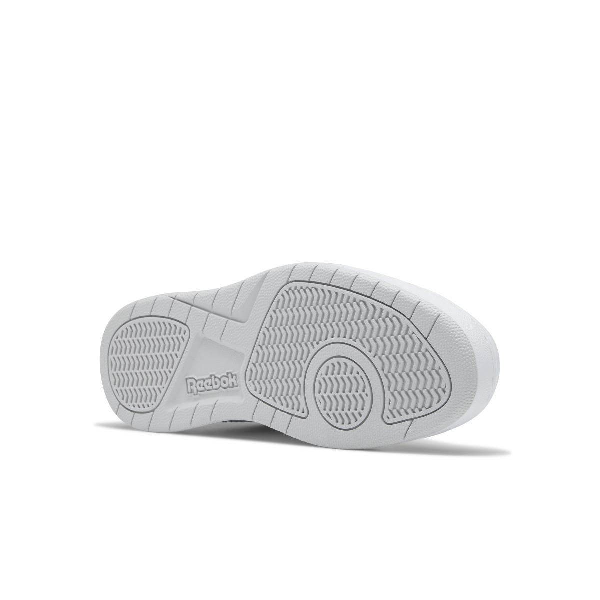product/r/e/reebok-classics_cn4107_4_footwear_photography_bottom_view_white_000.jpg