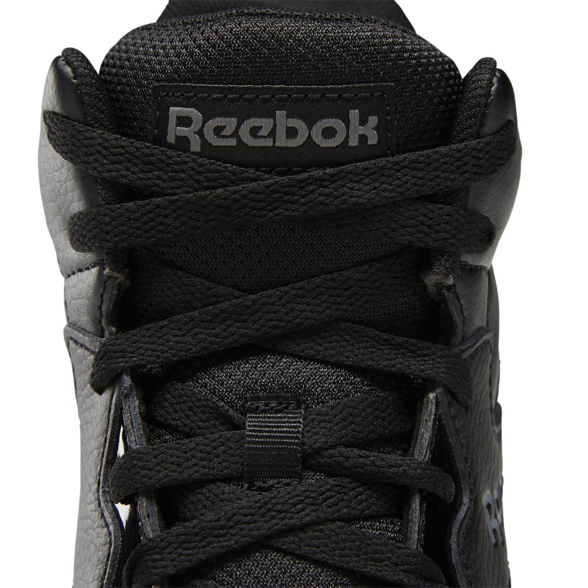 product/r/e/reebok-classics_cn4108_8_footwear_photography_detail_view_1_white_000.jpg