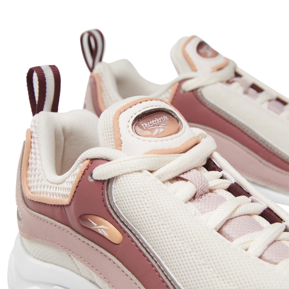 product/r/e/reebok-classics_dv9618_8_footwear_photography_detail_view_2_white_000.jpg