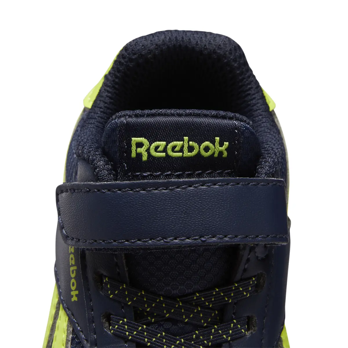 product/r/e/reebok-classics_g58295_7_footwear_photography_detail_view_1_white_000.jpg