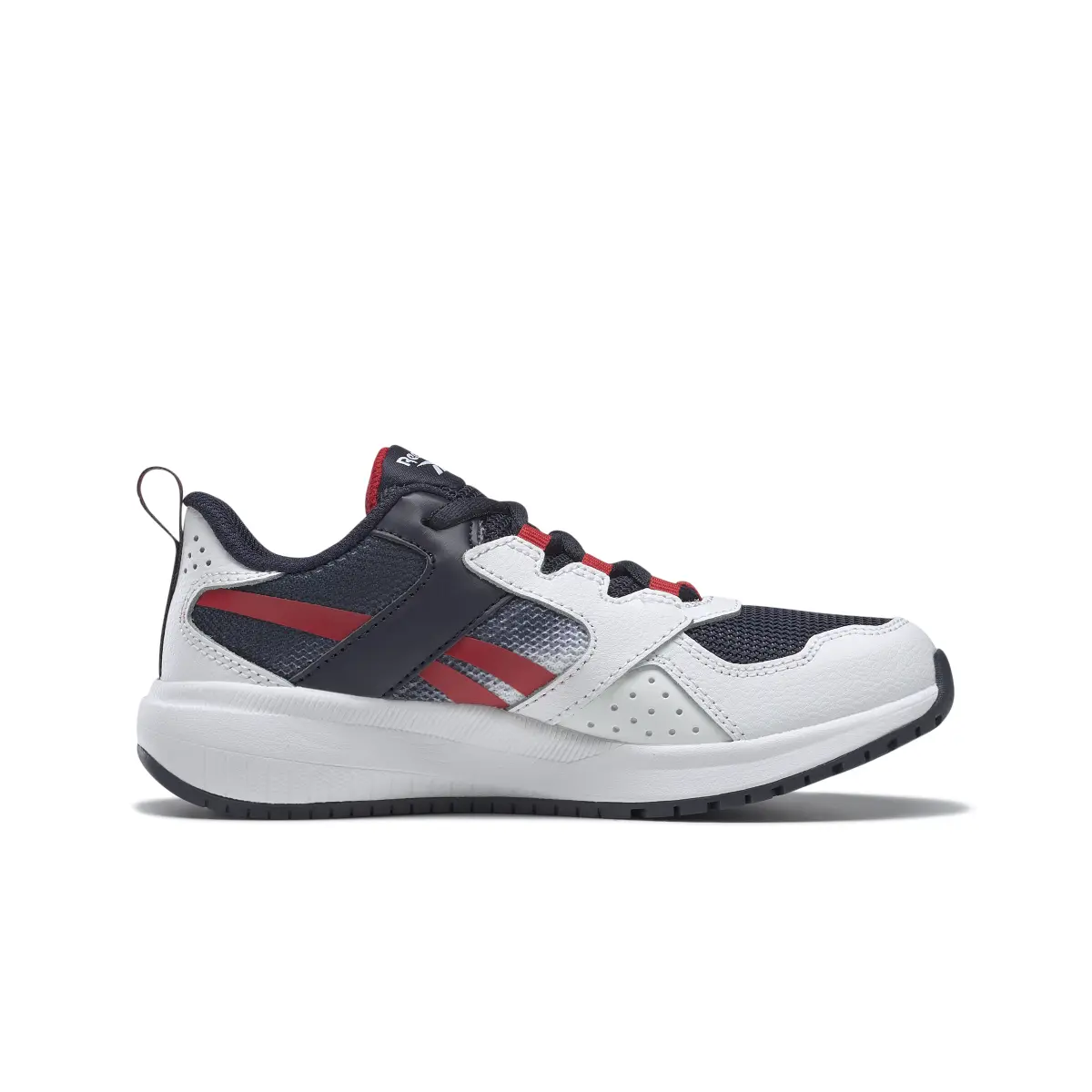 product/r/e/reebok_g57451_4_footwear_photography_side_medial_center_view_white_000.jpg