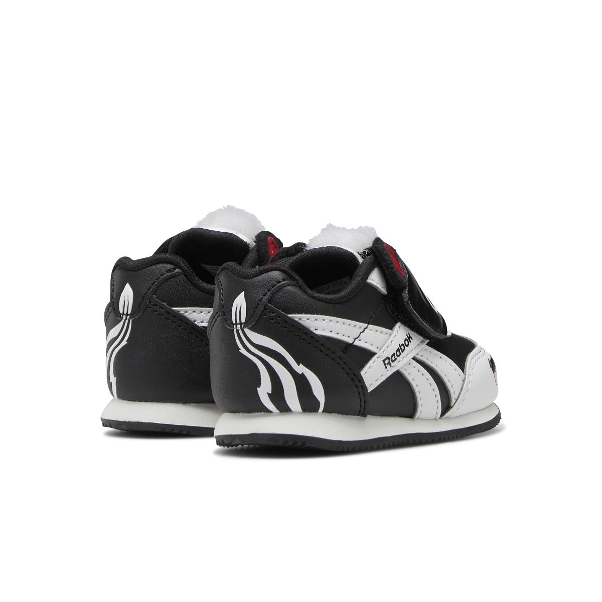 product/r/e/reebok_gw3766_6_footwear_photography_back_lateral_top_view_white_000.jpg