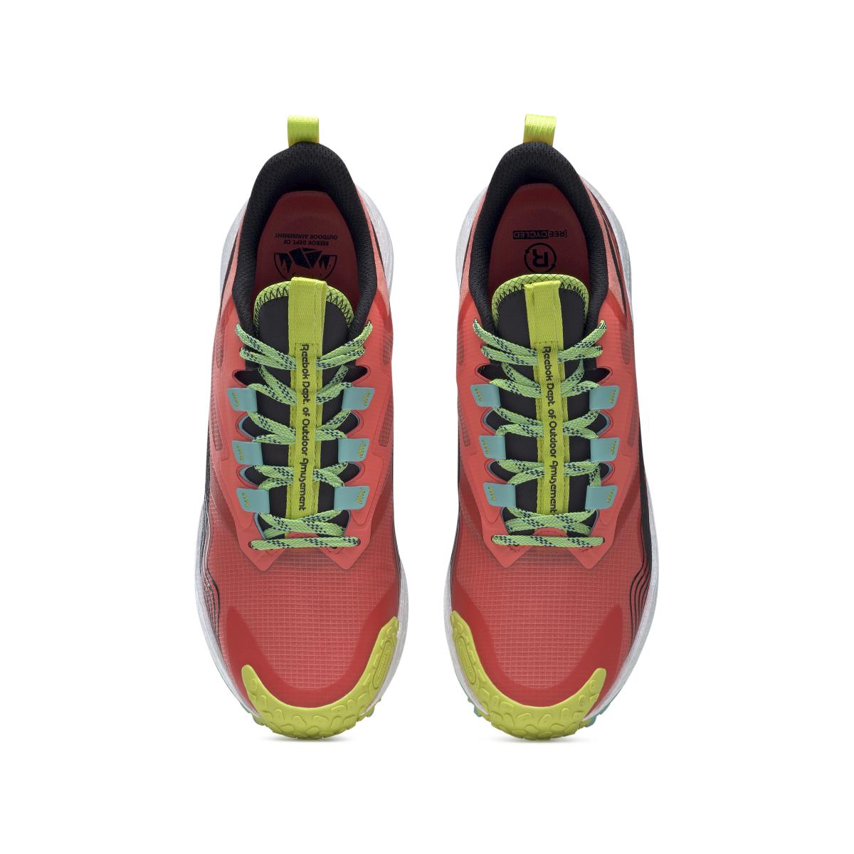 product/r/e/reebok_gw7194_2_footwear_photography_top_portrait_view_white_000.jpg